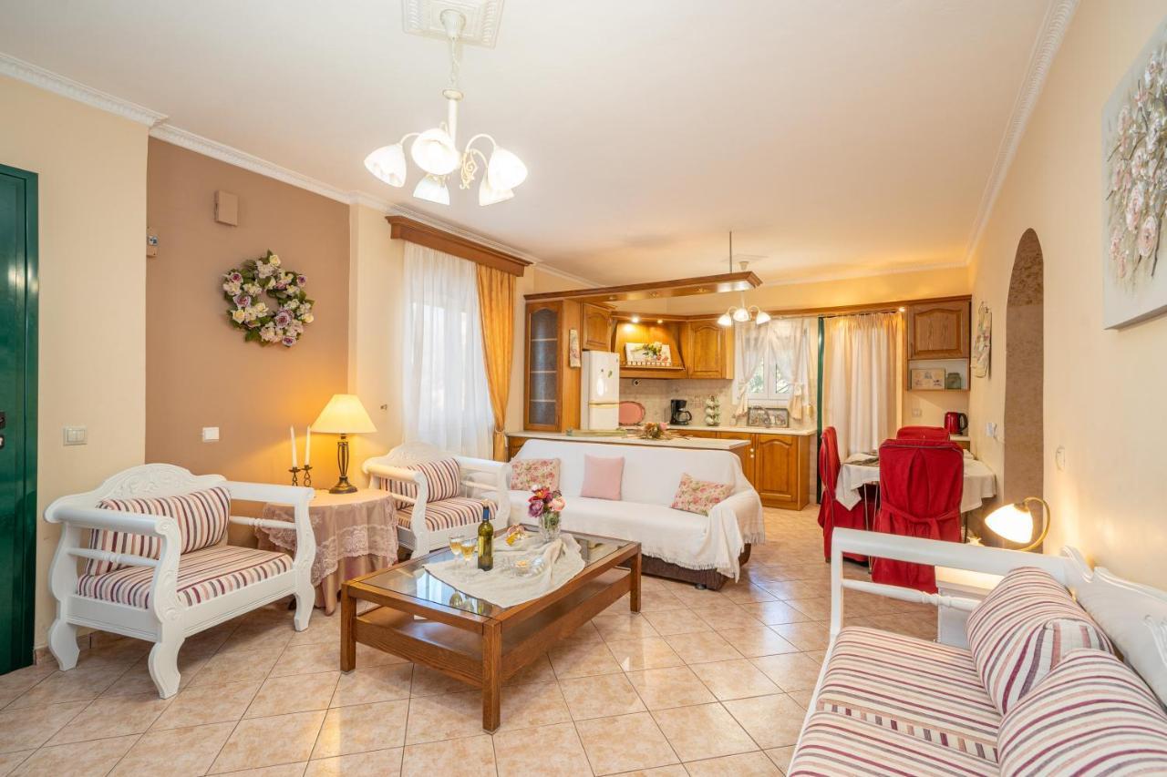 Artemis Superb 2 Bedroom Apartment 700 M Away From The Beach Minia Eksteriør bilde