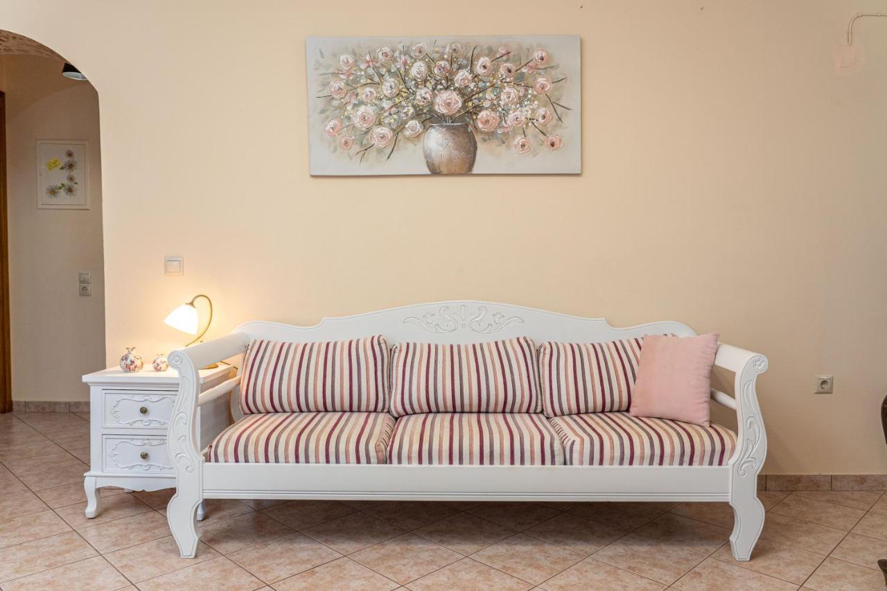 Artemis Superb 2 Bedroom Apartment 700 M Away From The Beach Minia Eksteriør bilde